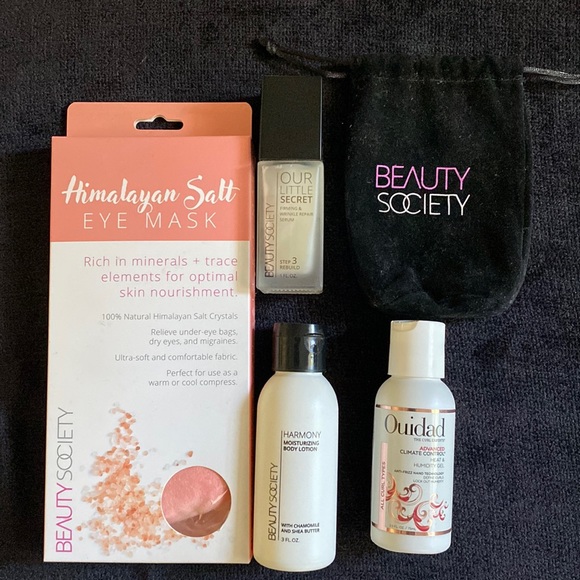 Beauty Kit - Picture 1 of 6